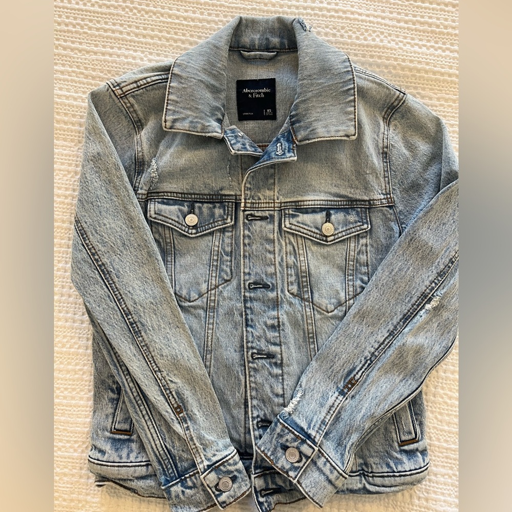 Abercrombie and Fitch Stretch Denim Trucker Jacket - Picture 5 of 7